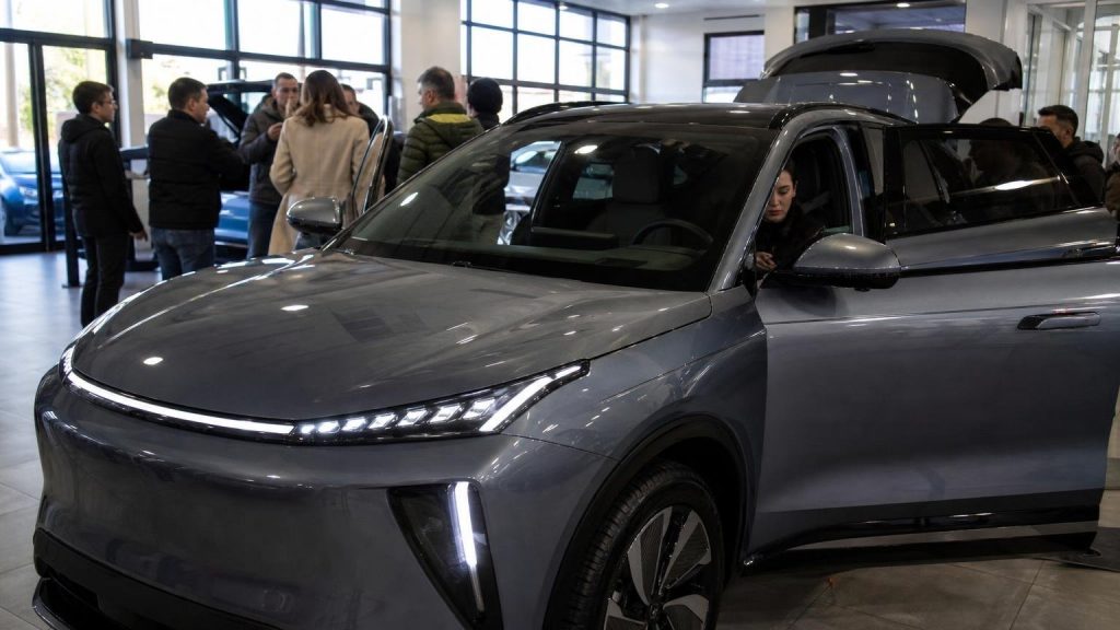 60 000 commandes en 48 heures: le nouveau SUV électrique de Geely bouleverse le marché européen