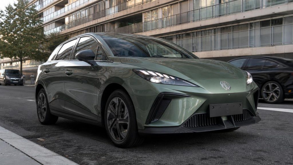 Nouvelle MG4 électrique (2026): la citadine chinoise revoit son autonomie à la hausse