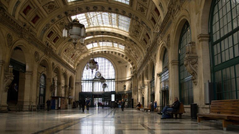 Classée parmi les plus belles gares du monde elle se trouve dans une ville française que personne ne met sur sa liste de week-end